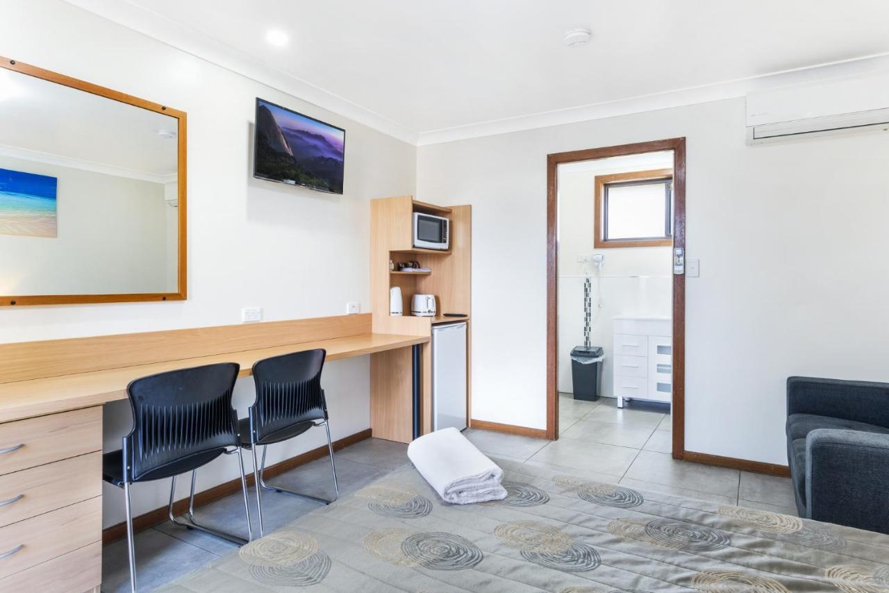 Palm Valley Motel Tarro Εξωτερικό φωτογραφία
