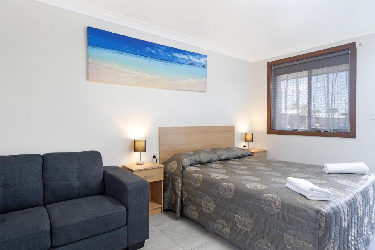 Palm Valley Motel Tarro Εξωτερικό φωτογραφία